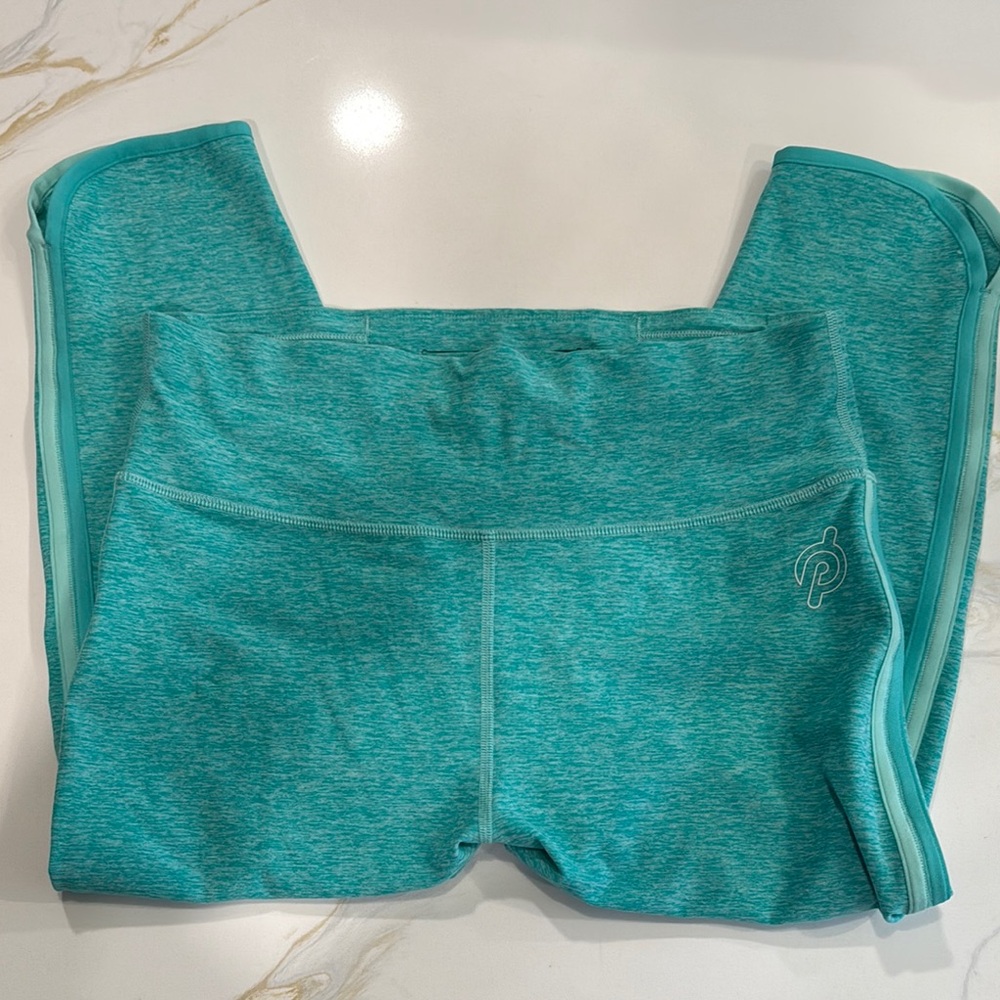 Peloton Buttery Soft Athletic Capri Leggings